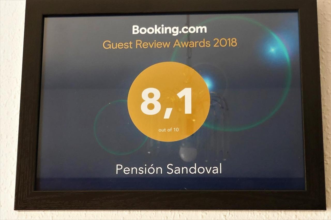 Pension Sandoval ليون المظهر الخارجي الصورة